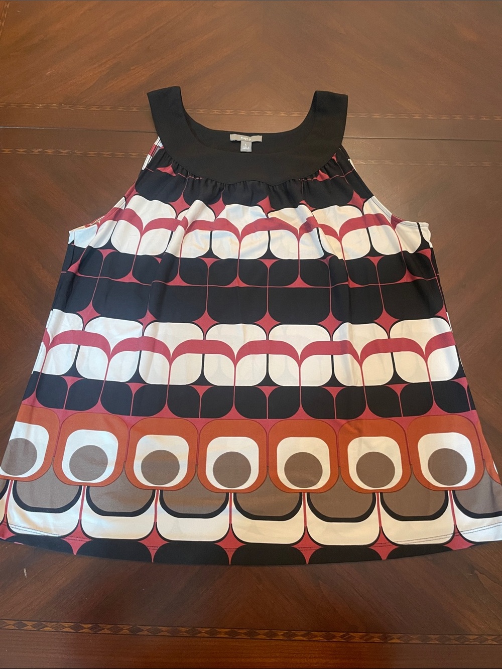 Women’s Apt 9 Retro Pattern Tank Top Size Large
